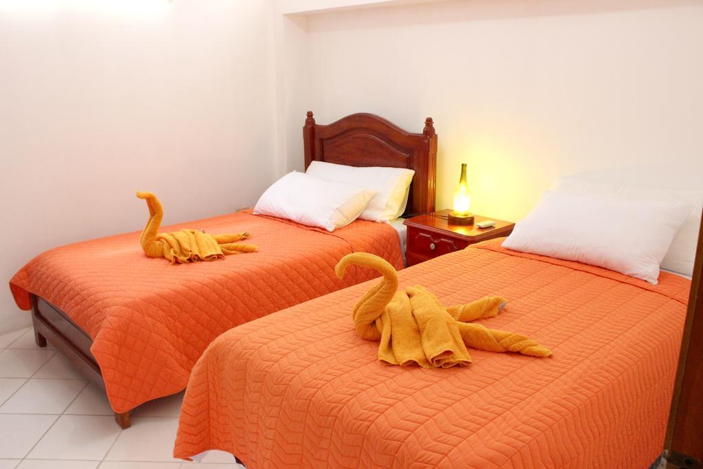 The Island Home Puerto Ayora  Room photo